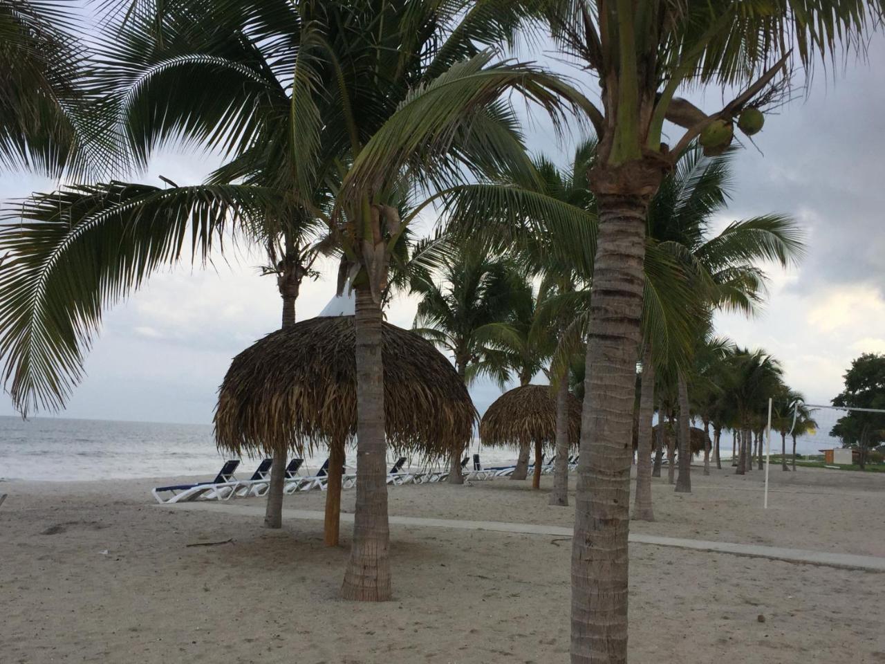 Aparthotel Playa Caracol Chame Extérieur photo